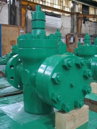 Industrial pressure equipment in a workshop